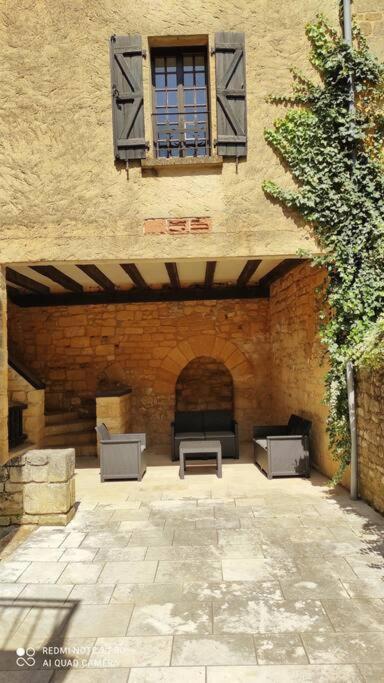 Demeure Du Xiiie-Xive S. Dans La Cite Medievale. Gourdon-en-quercy Ngoại thất bức ảnh